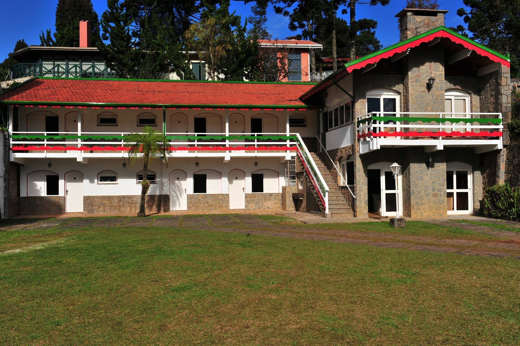 Pousada Villaggio Di Roma Campos do Jordão Eksteriør billede